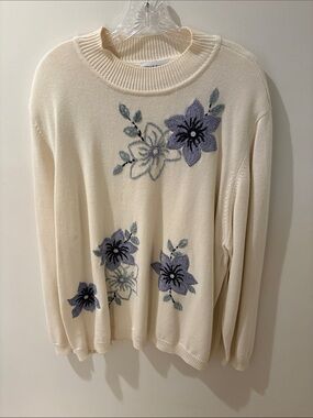 Alfred Dunner Cream Crewneck Sweater with Lavender Floral Appliqué